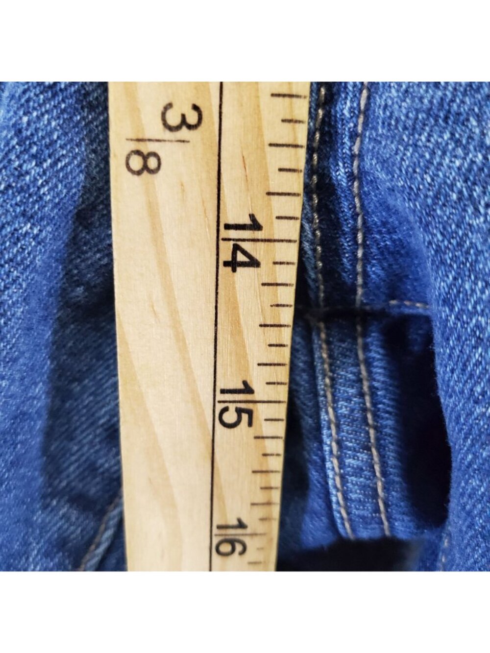 Terra & Sky Shorts Womens 22W Blue Midwash Distressed Raw Hem Stretch Denim - Picture 6 of 12